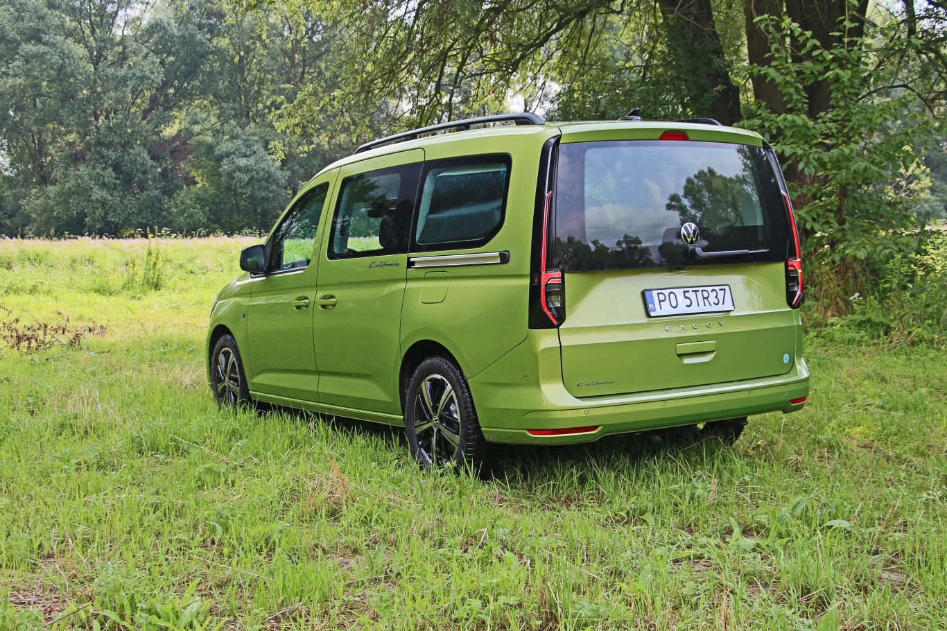 Volkswagen Caddy California 2.0 TDI DSG Volkswagen Caddy California 2.0 TDI DSG