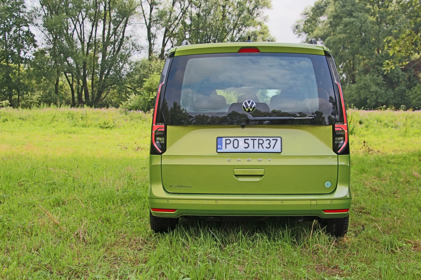 Volkswagen Caddy California 2.0 TDI DSG Volkswagen Caddy California 2.0 TDI DSG