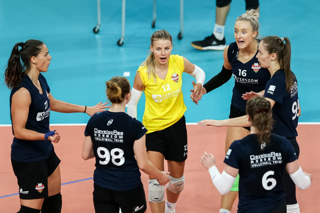 Siatkarki rzeszowskiego klubu Developres Siatkarki rzeszowskiego klubu Developres