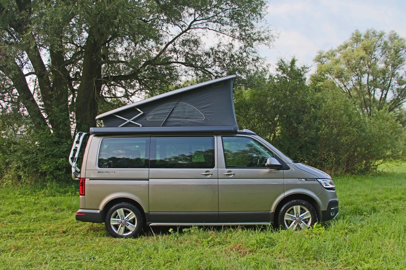 Volkswagen California Beach