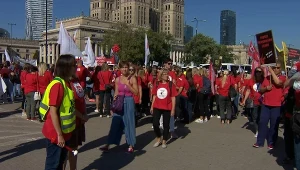 "Czerwony marsz" - pracowników sądów i prokuratur