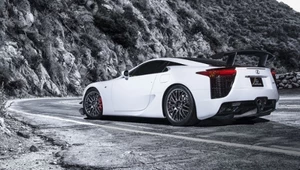 Lexus LFA - tak wygląda przejażdżka nim