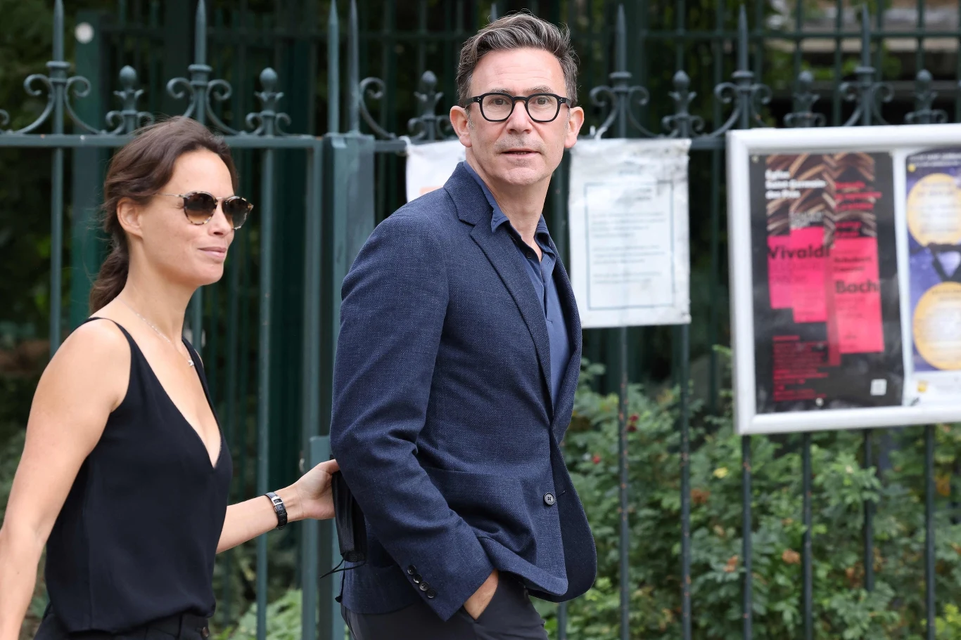 Aktorka Berenice Bejo i reżyser Michel Hazanavicius na pogrzebie Jean-Paula Belmondo. Aktorka Berenice Bejo i reżyser Michel Hazanavicius na pogrzebie Jean-Paula Belmondo.