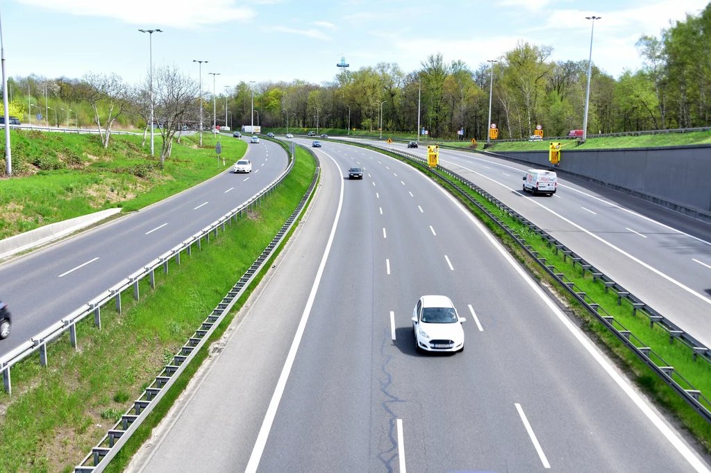 Minimalna prędkość na autostradzie - czy coś takiego istnieje?