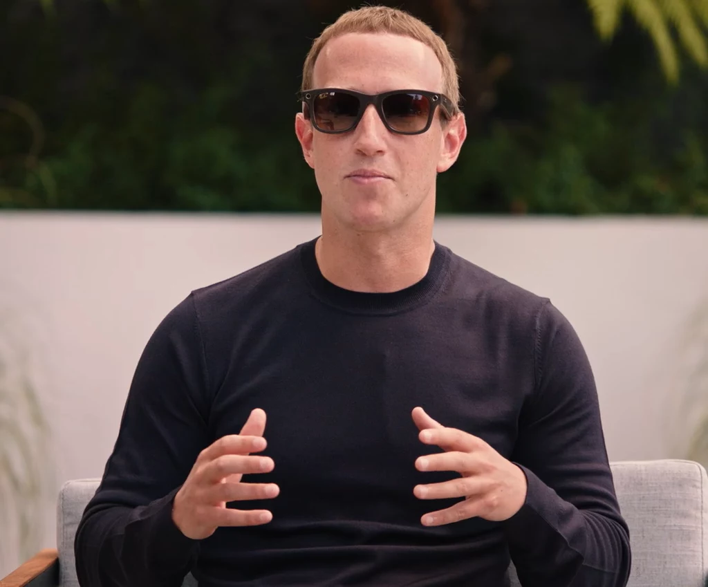 Mark Zuckerberg prezentuje Ray-Ban Stories Fot. Facebook