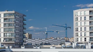 Mieszkania drożeją. Inwestorzy próbują sprzedać na górce 