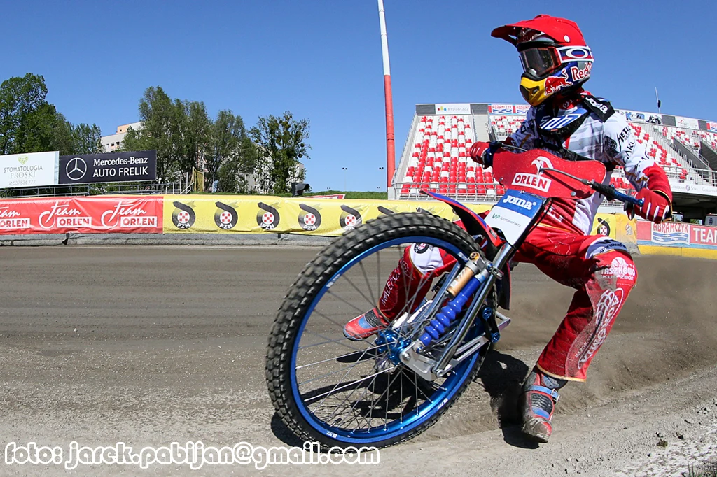 Piotr Pawlicki junior w narodowych barwach Piotr Pawlicki junior w narodowych barwach