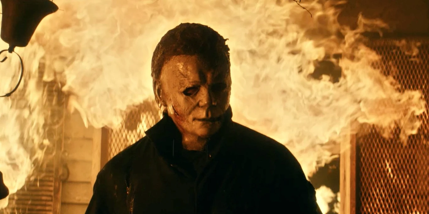 Kadr z filmu "Halloween zabija" Kadr z filmu "Halloween zabija"