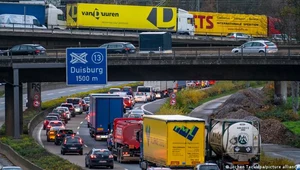 W Niemczech brakuje już od 60 000 do 80 000 kierowców ciężarówek