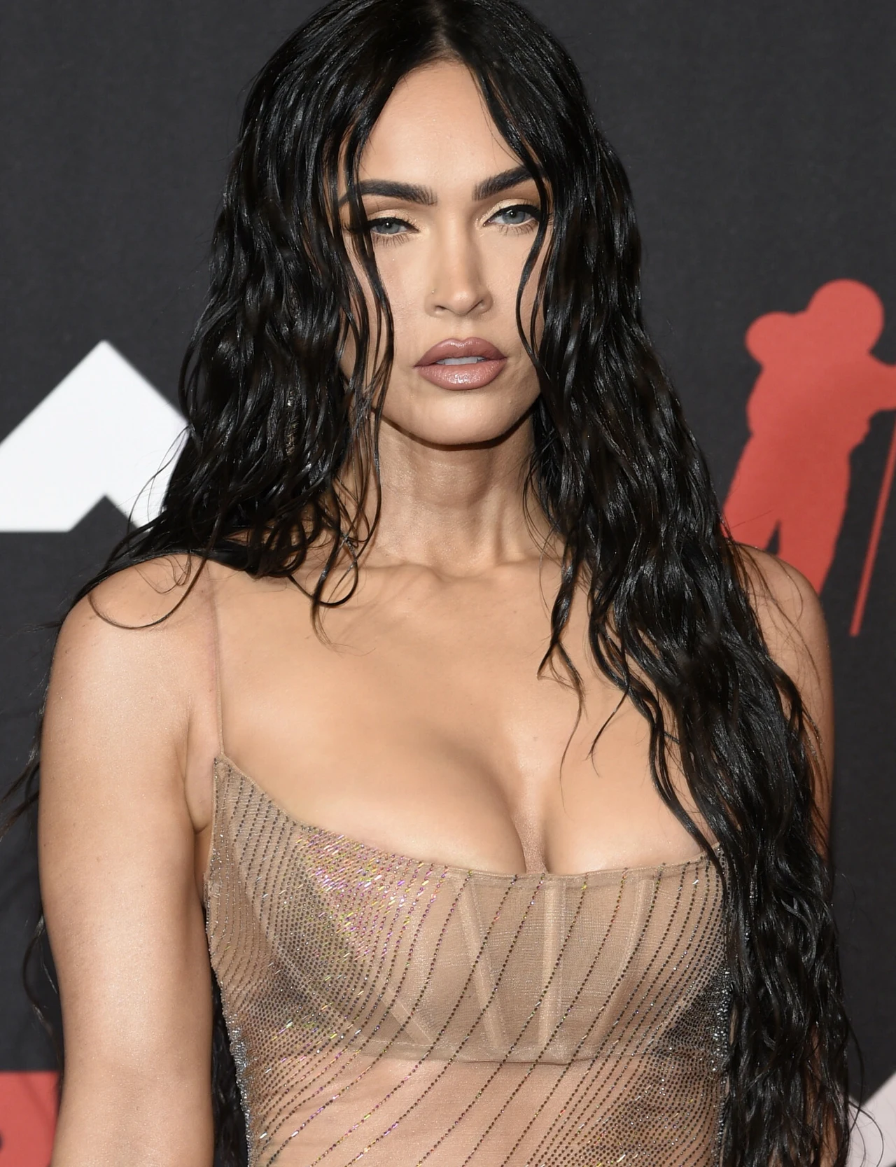 Megan Fox niemal goła na gali MTV VMA Megan Fox niemal goła na gali MTV VMA