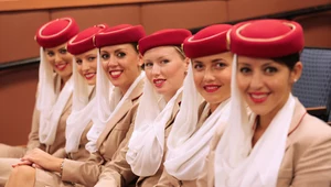 Wymagania, jakie linie lotnicze Emirates stawiają stewardesom, wzbudzają coraz większe kontrowersje