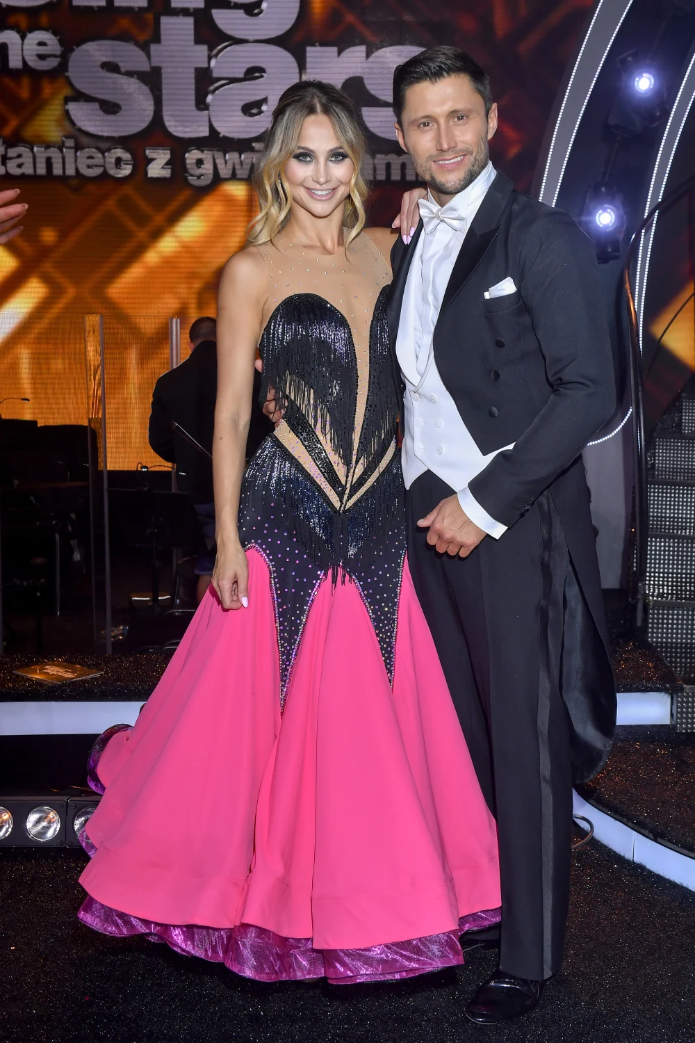 Piotr Mróz tańczy w parze z Hanną Żudziewicz