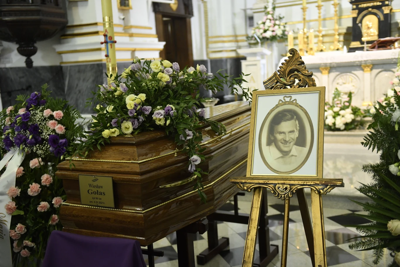 na pogrzebie Wiesława Gołasa