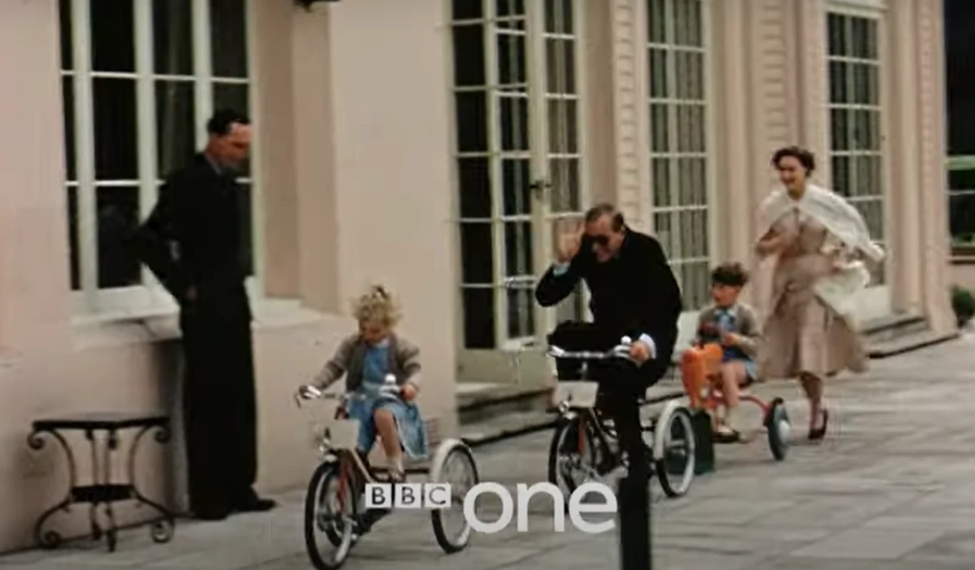 Kadr w filmu BBC "Książę Filip. Rodzina królewska pamięta" Kadr w filmu BBC "Książę Filip. Rodzina królewska pamięta"