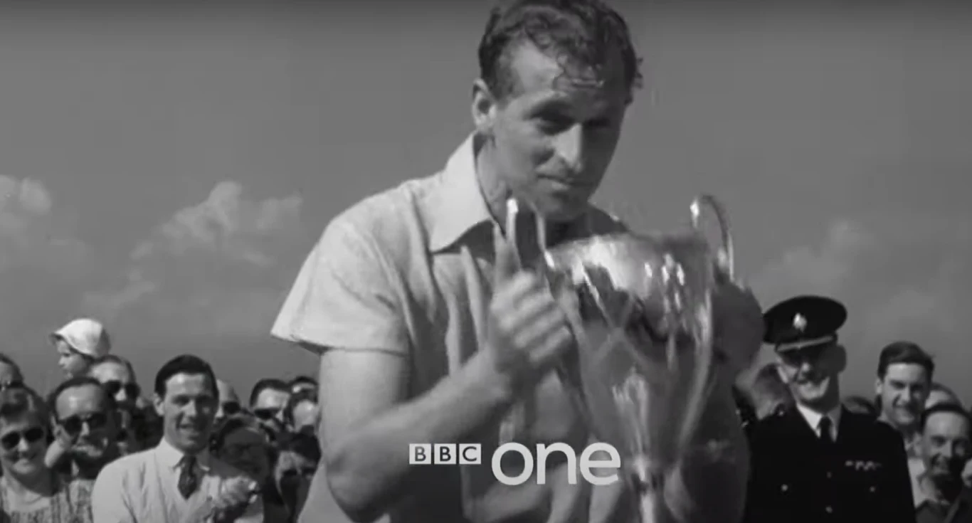 Kadr w filmu BBC "Książę Filip. Rodzina królewska pamięta" Kadr w filmu BBC "Książę Filip. Rodzina królewska pamięta"