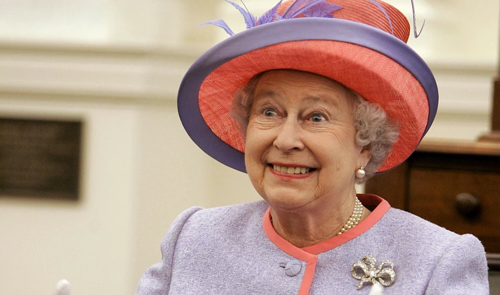 Królowa Wielkiej Brytanii jest najdłużej panującym monarchą na świecie. Zasiadła  na tronie w wieku zaledwie 26 lat