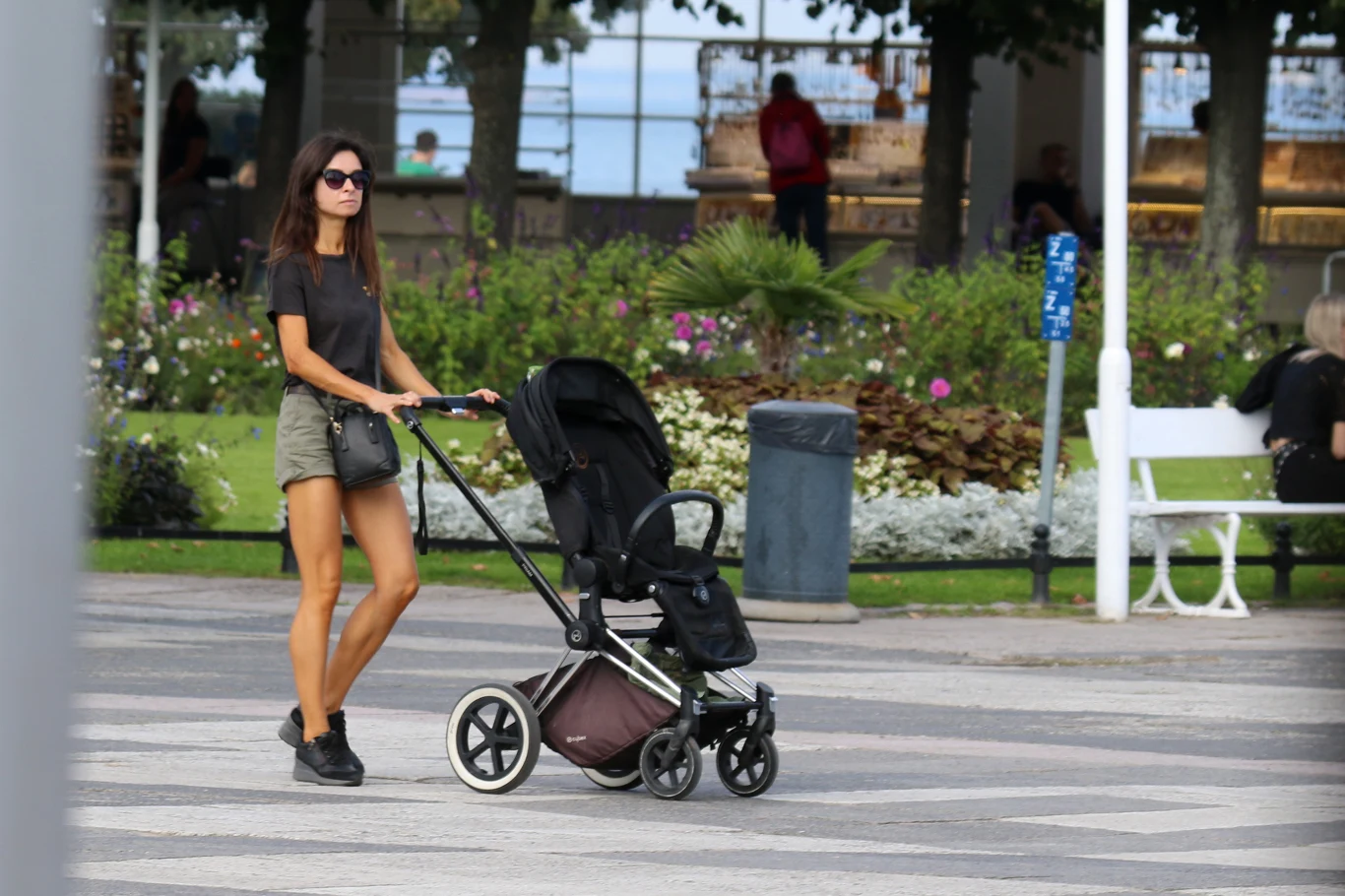 Marta Kaczyńska z synkiem na plaży i placu zabaw! Marta Kaczyńska z synkiem na plaży i placu zabaw!