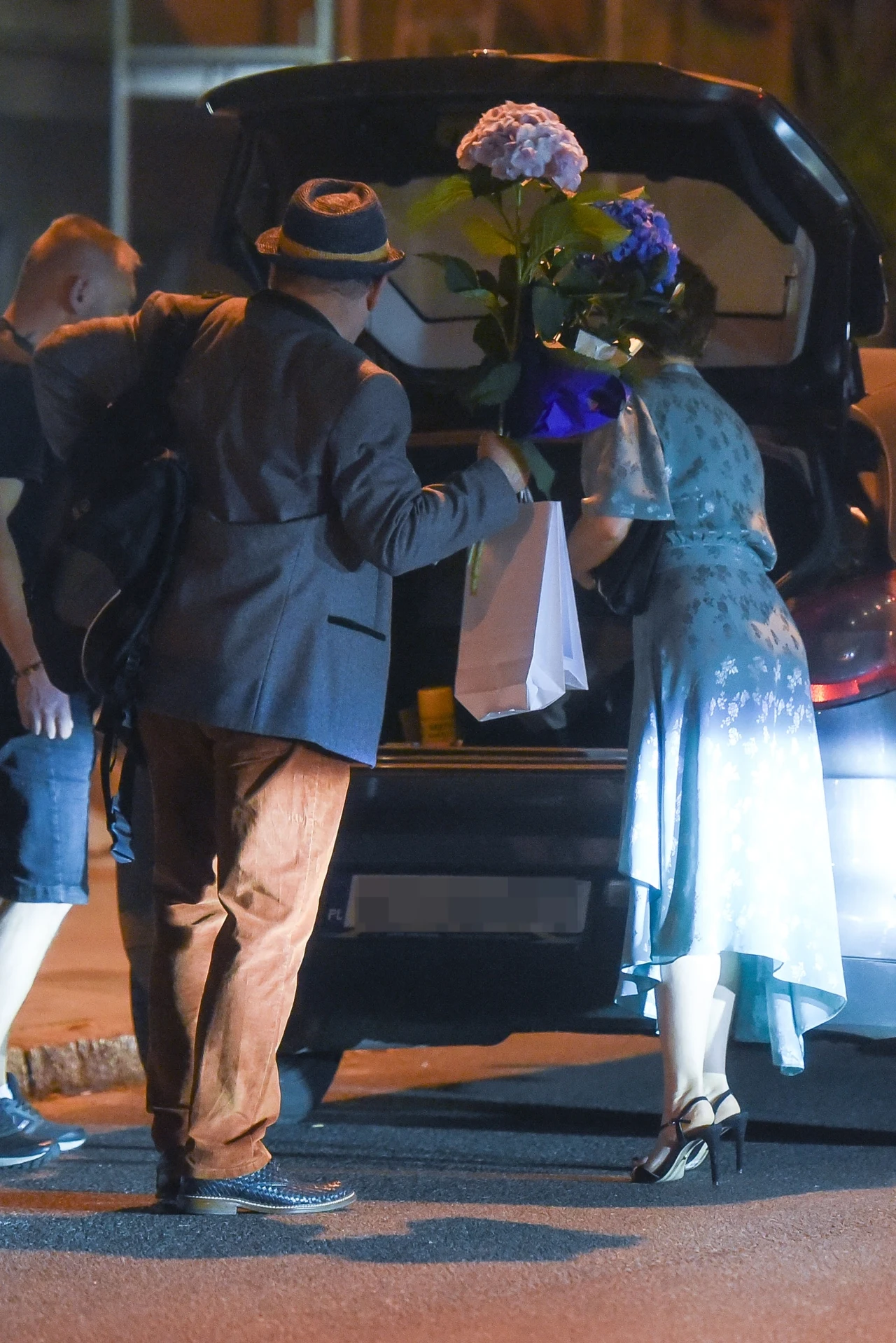 Zbigniew Zamachowski i Gabriela Muskała wspólnie opuścili bankiet po spektaklu Zbigniew Zamachowski i Gabriela Muskała wspólnie opuścili bankiet po spektaklu