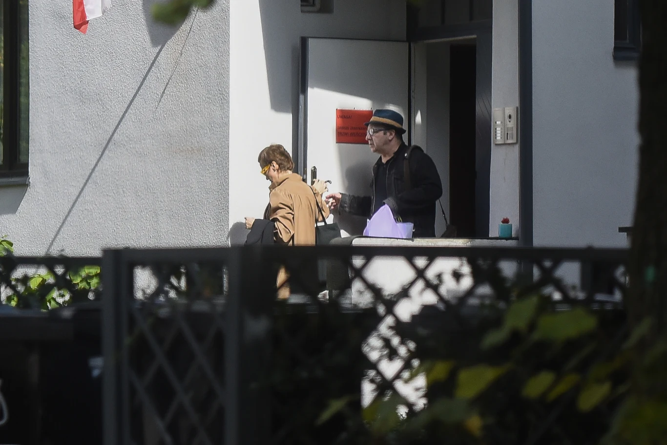 Muskała opuściła mieszkanie Zamachowskiego następnego dnia rano. Muskała opuściła mieszkanie Zamachowskiego następnego dnia rano.