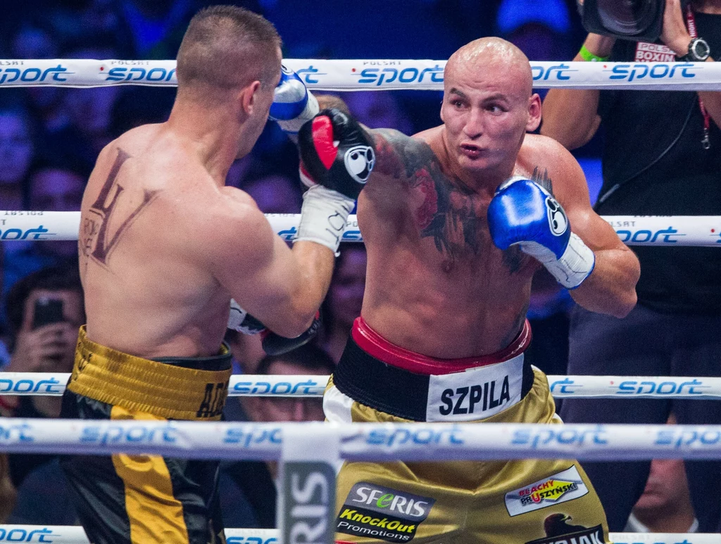 Artur Szpilka (z prawej) w walce z Tomaszem Adamkiem z 2014 roku Artur Szpilka (z prawej) w walce z Tomaszem Adamkiem z 2014 roku