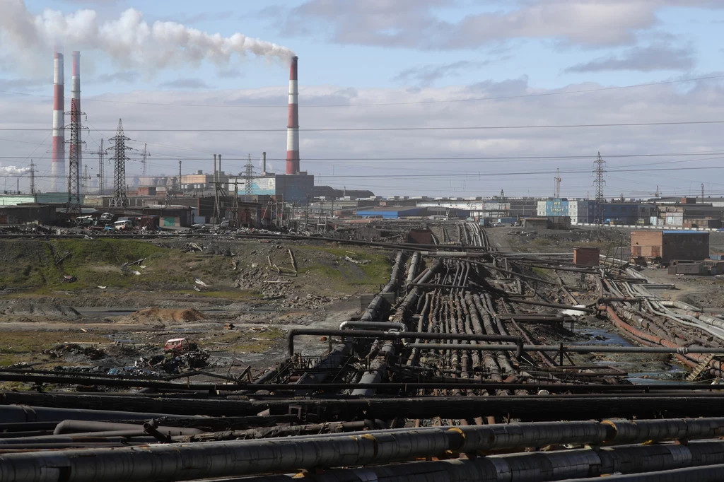 Nad miastem bardzo często utrzymuje się chmura niebezpiecznych zanieczyszczeń