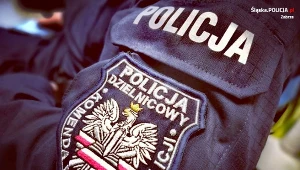 Mundurowi zaopiekowali się dziewczynką