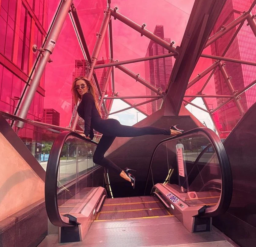 Doda w metrze fot. Instagram (instagram.com/dodaqueen) Doda w metrze fot. Instagram (instagram.com/dodaqueen)