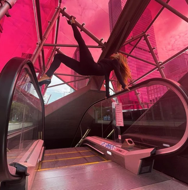 Doda w metrze fot. Instagram (instagram.com/dodaqueen) Doda w metrze fot. Instagram (instagram.com/dodaqueen)