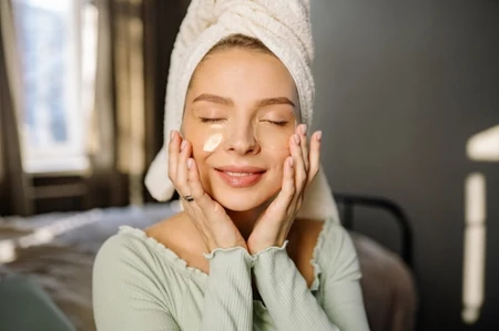 Szczoteczka do oczyszczania twarzy Foreo Luna Mini przeceniona przez Super-Pharm