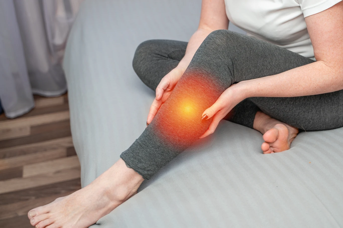 Skurcze łydek są sygnałem od organizmu. Nie lekceważ go Skurcze łydek są sygnałem od organizmu. Nie lekceważ go