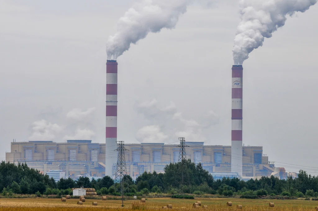 Elektrownia Bełchatów jest największym emitentem wśród wszystkich elektrowni na świecie.