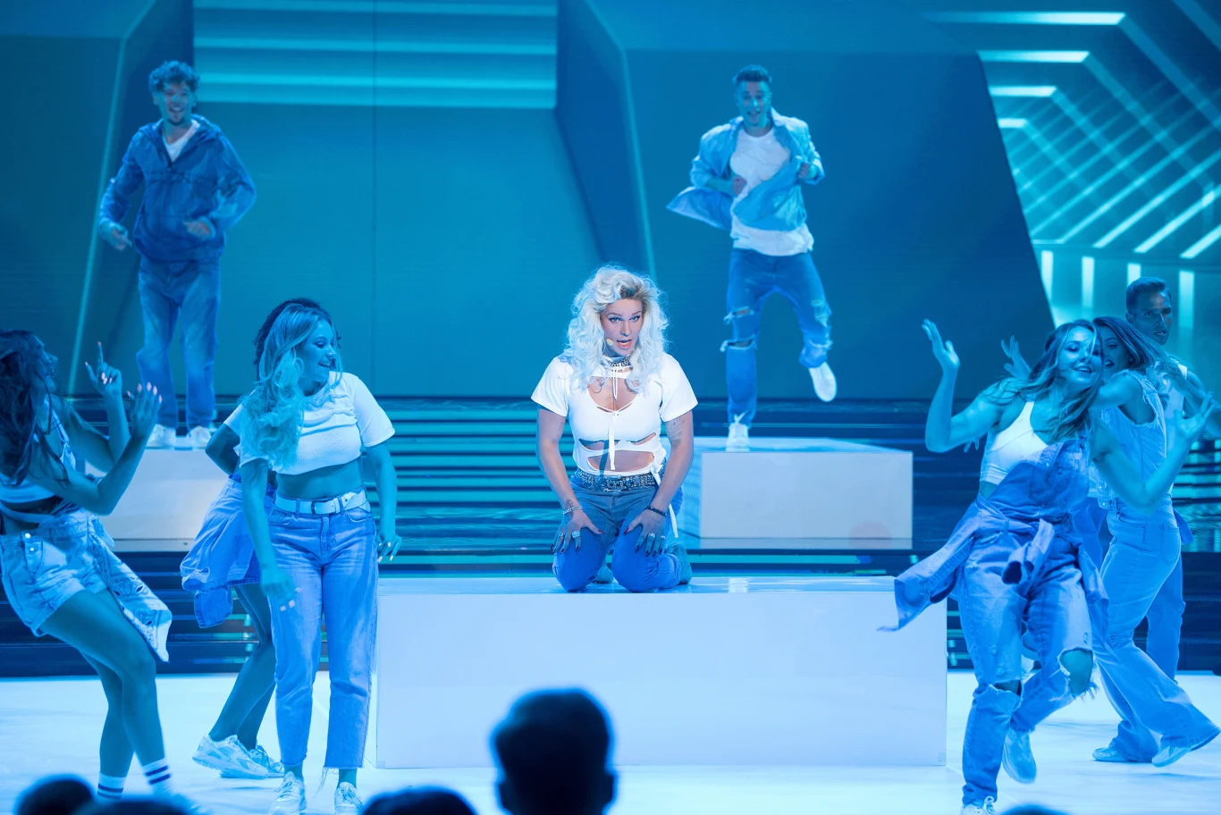 Chris Cugowski jako Rita Ora Chris Cugowski jako Rita Ora