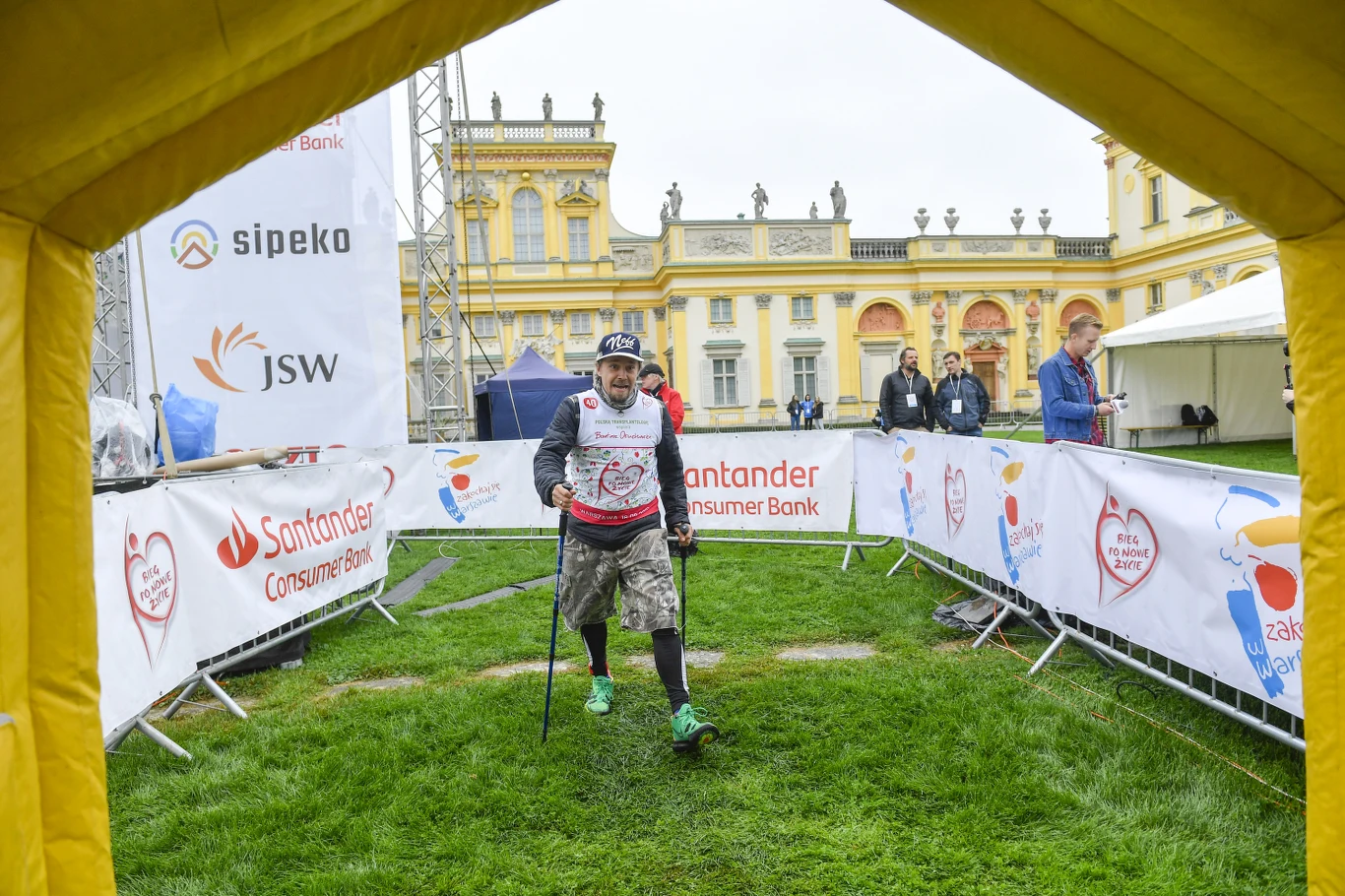 Bartosz Obuchowicz na biegu charytatywnym Bartosz Obuchowicz na biegu charytatywnym