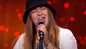 "The Voice Of Poland 12": Kim jest Dorota Kaczmarek? Jej historia doprowadziła Marka Piekarczyka do łez [WIDEO]