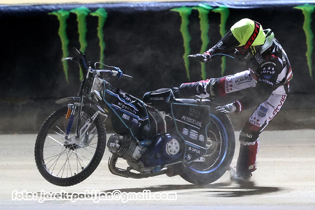 Francis Gusts Francis Gusts