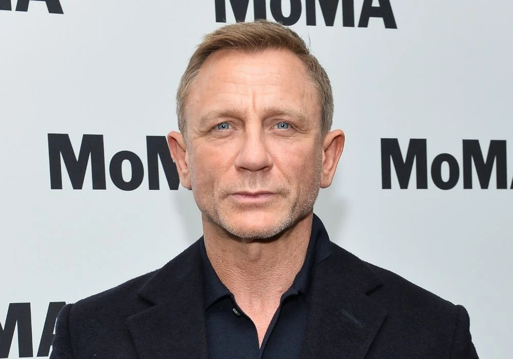 Daniel Craig