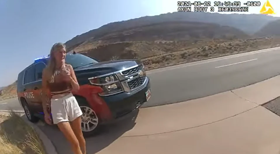 Gabby Petito podczas interwencji policji Gabby Petito podczas interwencji policji