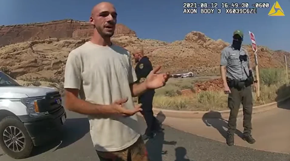 Brian Laundrie podczas interwencji policji Brian Laundrie podczas interwencji policji