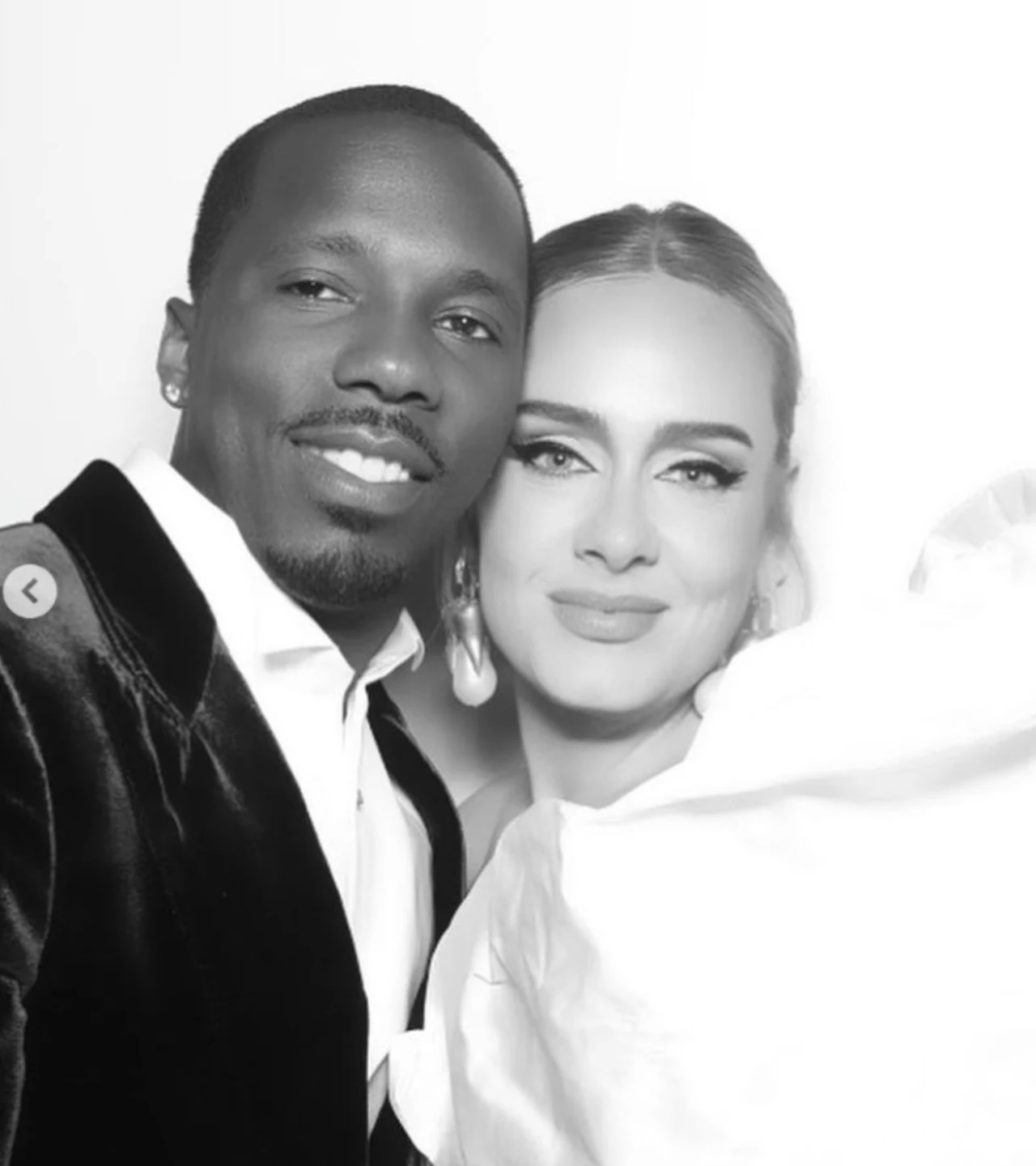 Adele, fot. https://www.instagram.com/schiaparelli/ Adele, fot. https://www.instagram.com/schiaparelli/