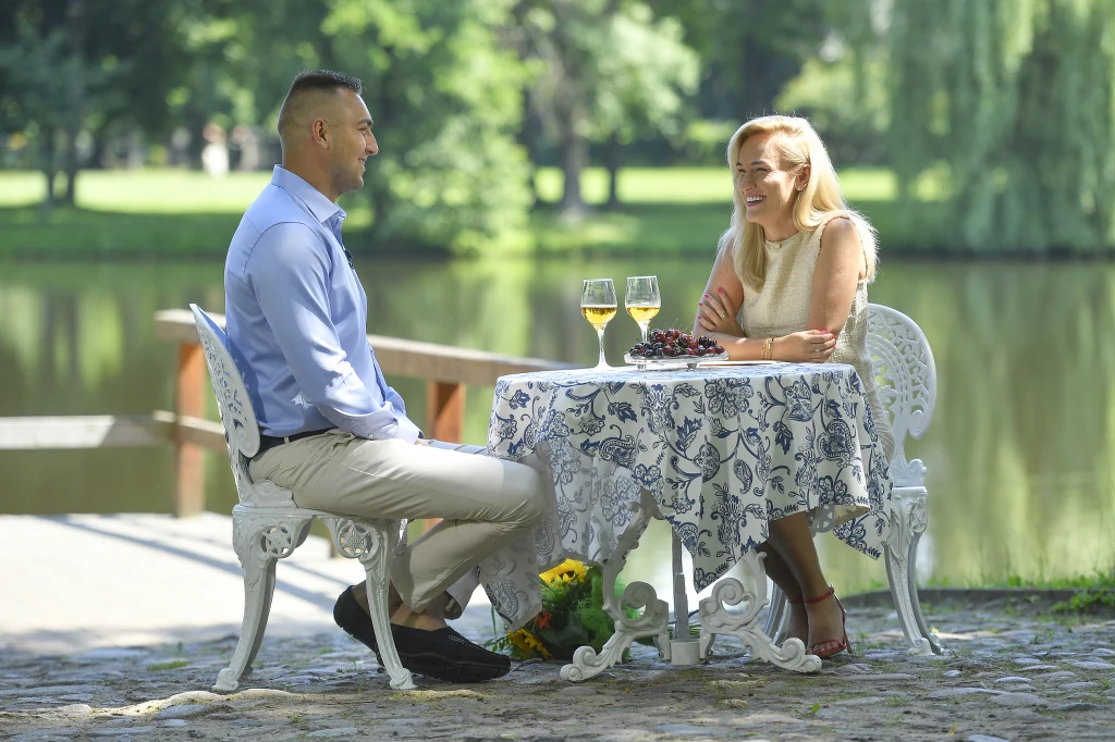 W drugim odcinku "Rolnik szuka żony 8" widzowie obejrzą randki Kamili z kandydatami W drugim odcinku "Rolnik szuka żony 8" widzowie obejrzą randki Kamili z kandydatami