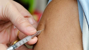 Wizja corocznych szczepień budzi sprzeciw wielu 