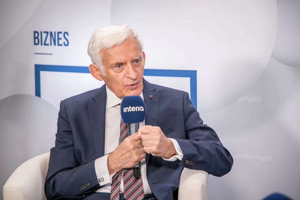 Jerzy Buzek, były premier, poseł do Parlamentu Europejskiego.