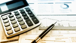 Terminy płatności skracały się, podobnie jak średni czas opóźnień w zapłacie