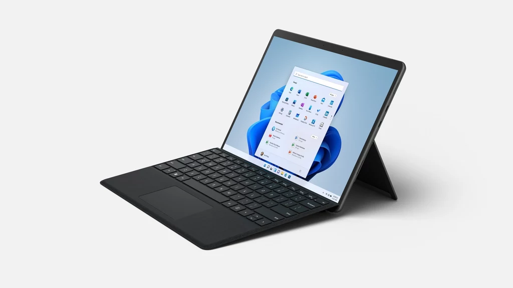 ​Surface Pro 8 