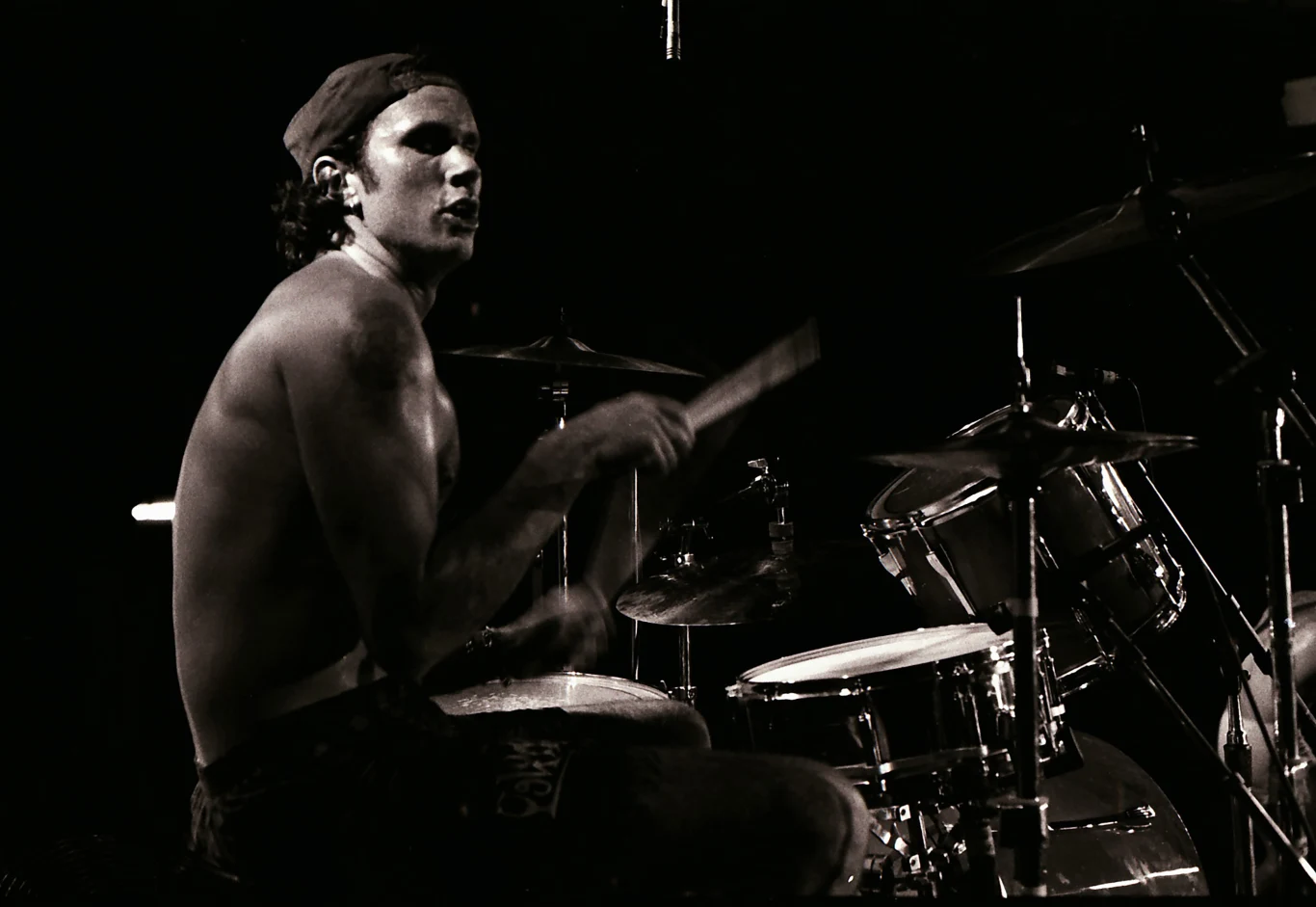 Również pomysłem Ricka Rubina było, aby album nie był nagrywany w klasycznym studiu a w posiadłości zamieszkiwanej kiedyś przez magika Harry'ego Houdiniego. Zespół mieszkał w posiadłości przez prawie miesiąc, dzięki czemu w każdej chwili mógł tworzyć. Według członków grupy, w posiadłości dochodziło do zjawisk nadprzyrodzonych. Perkusista Chad Smith jako jedyny nie nocował na miejscu razem z resztą ekipy i dojeżdżał tam codziennie na motocyklu. Jak stwierdził, w domu straszyły duchy.