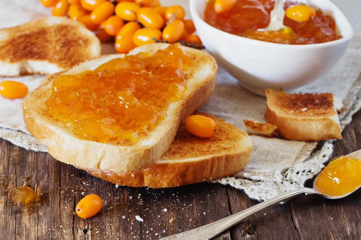 Owoce rokitnika można gotować, suszyć i mrozić