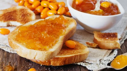 Dżem to popularne, owocowe smarowidło. 