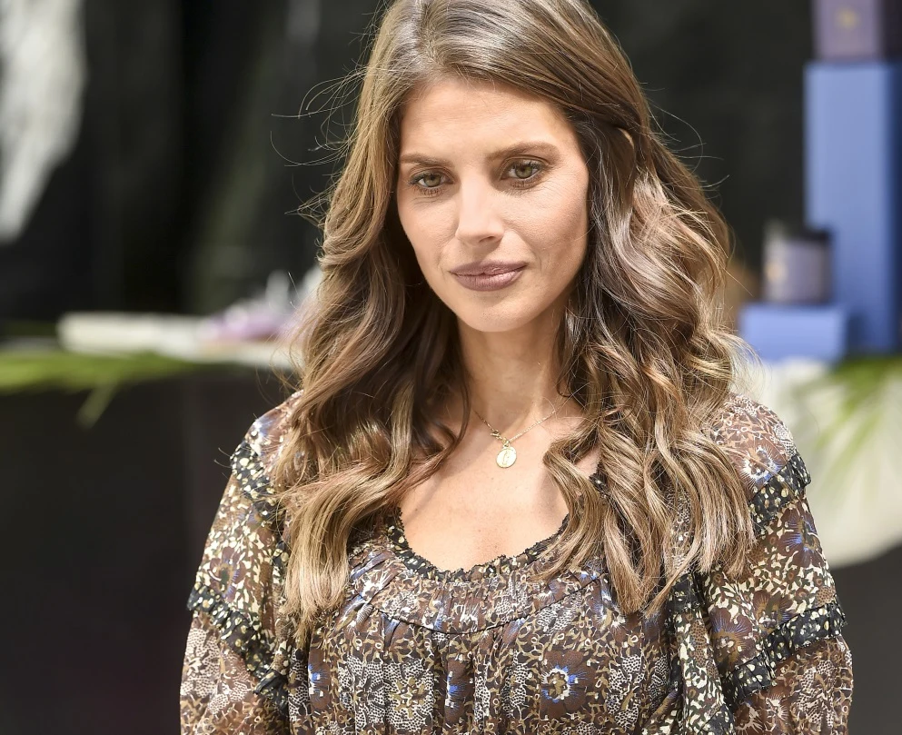 Weronika Rosati rzadko kiedy pozwala sobie na uśmiech Weronika Rosati rzadko kiedy pozwala sobie na uśmiech