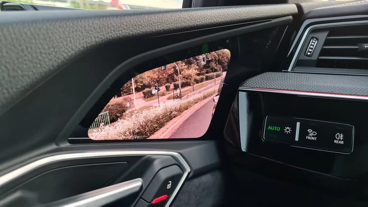 Audi e-tron S