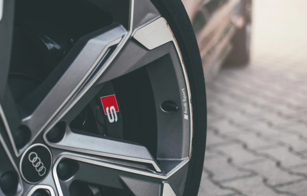 Audi e-tron S